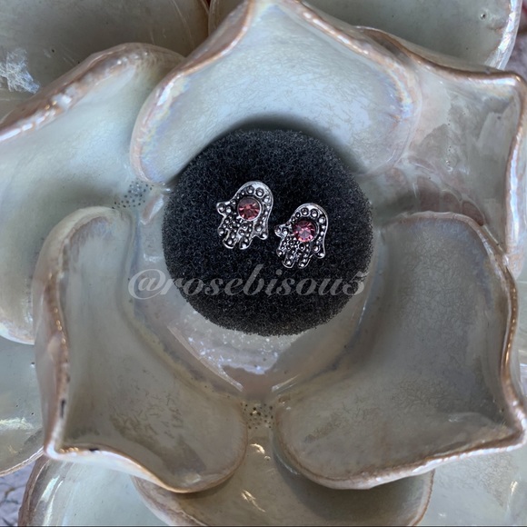 🕉🆕Dainty Hamsa Amethyst + Silver Stud Earrings - Picture 4 of 7
